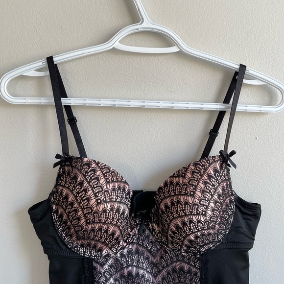 BLACK PINK MARILYN MONROE SLIP PADDED BRA LACE ADJUSTABLE STRAPS STRETCH - Picture 4 of 16